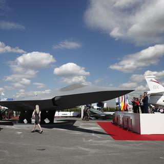 Lundi 17 juin: le prototype du nouveau chasseur franco-germano-espagnol est présenté lors du Salon du Bourget. [Keystone/AP - Benoit Tessier]