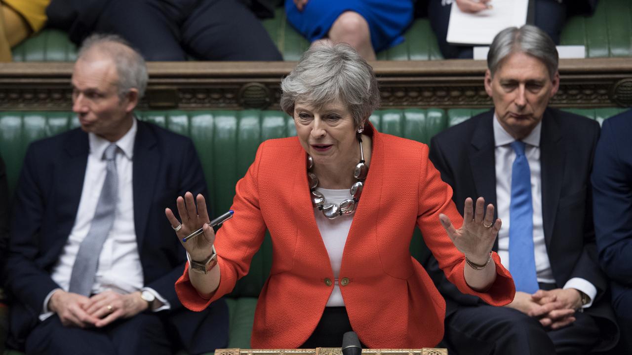 Theresa May, Premier Ministre britannique, parle devant le Parlement, à Londres. [Keystone/UK Parliament via AP - Jessica Taylor]