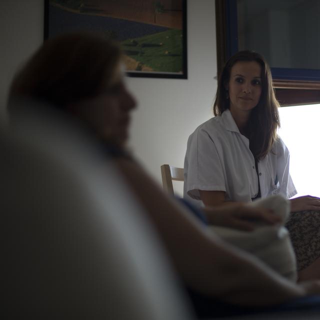 10 à 15 séances pratiquées par un psychologue devraient être prises en charge par l'assurance maladie de base, les suivantes étant soumises à l'approbation du médecin-conseil de l'assureur. [AFP - Fred Dufour]