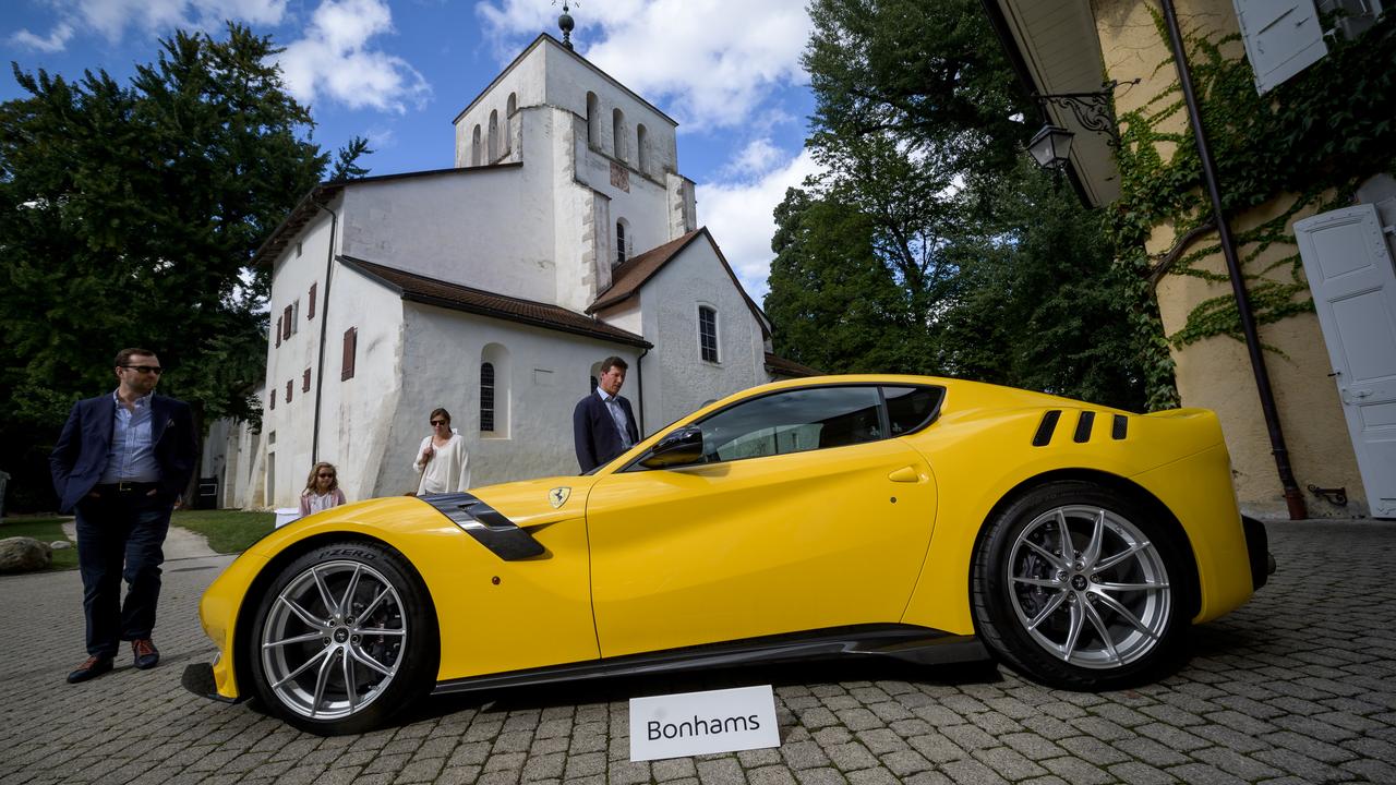 Une des sept Ferrari mises aux enchères dimanche à Chéserex, dans le canton de Vaud. [AFP - Fabrice Coffrini]