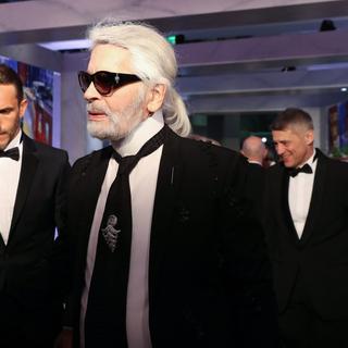 Karl Lagerfeld, au Bal de la Rose à Monaco, en mars 2018. [EPA AFP POOL - VALERY HACHE / POOL]