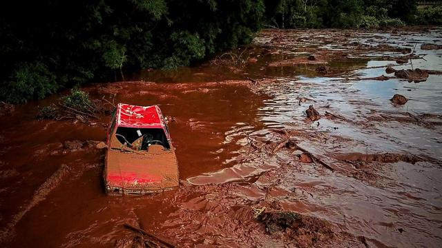 La rupture d'un barrage de Vale a tué au moins 34 personnes au Brésil. [Keystone/EPA - Yuri Edmundo]