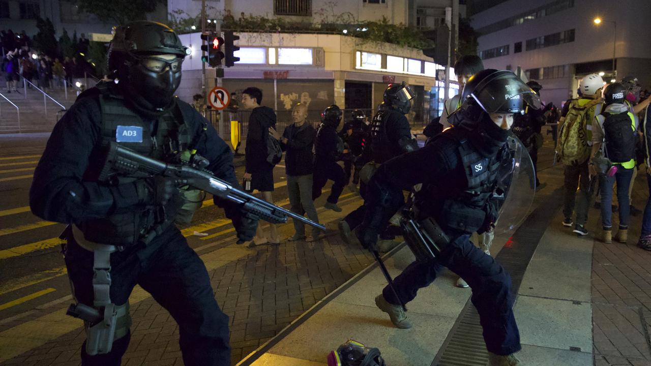 Des experts indépendants devaient se pencher sur les violences policières à l'encontre des manifestants pro-démocratie à Hong Kong. [AP Photo - Ng Han Guan]