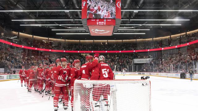 Les Lausannois peuvent se congratuler. Ils finissent en tête de leur groupe. [KEYSTONE - LAURENT GILLIERON]