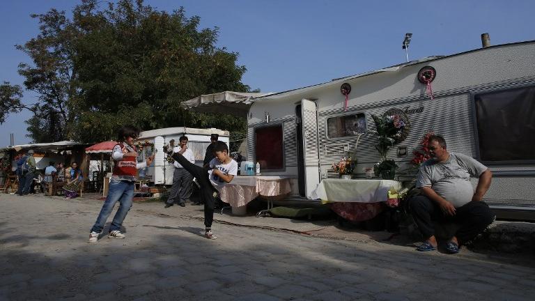 Un campement de Roms à Saint-Denis, dans la banlieue parisienne. [AFP - Thomas Samson]