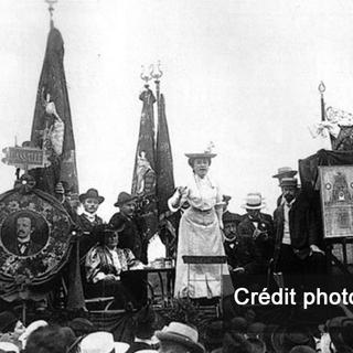 Rosa Luxembourg août 1907 à Stuttgart.