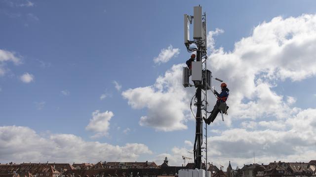 Le Jura renonce au gel des constructions des antennes 5G. [Keystone - Peter Klaunzer]