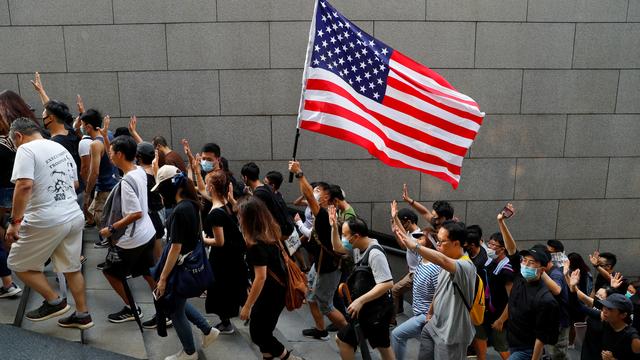 Nouvelle manifestation devant le consulat américain à Hong Kong [Reuters - Anushree Fadnavis]