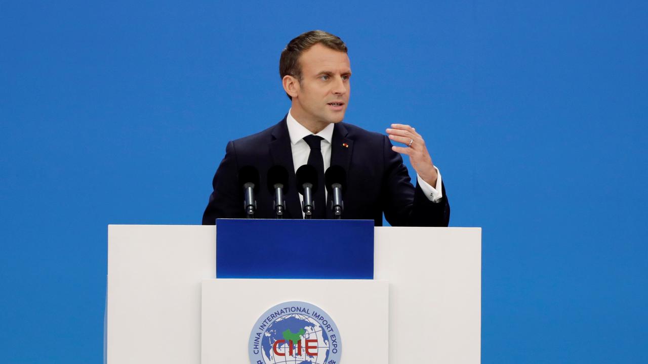 Emmanuel Macron appelle à Shanghai à être collectivement au rendez-vous en 2020 de l'agenda de réhaussement de l'ambition climatique, après la confirmation par les Etats-Unis de leur retrait. [Aly Song]
