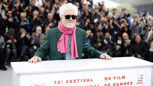 Le réalisateur espagnol Pedro Almodovar présente "Dolor y Gloriy" au 72e Festival de Cannes. [AFP - Sebastien Nogier]