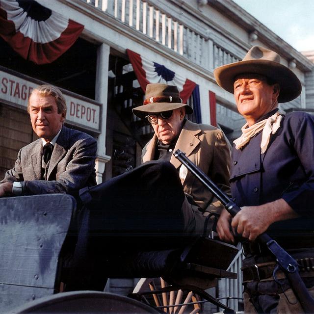 James Stewart, John Ford et John Wayne sur le tournage de "L'Homme qui tua Liberty Valance" (1962)