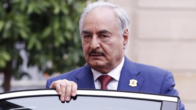 Le maréchal libyen Khalifa Haftar. [EPA/Keystone - Etienne Laurent]