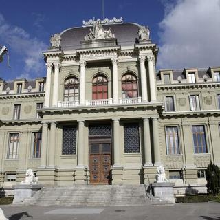 Le Tribunal d'arrondissement de Lausanne.