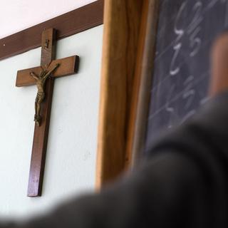 Un crucifix dans une école à Rome. [Reuters - Tony Gentile]