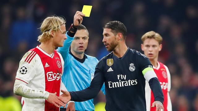 Le défenseur du Real a été averti en toute fin de match. [Wolfgang Rattay]