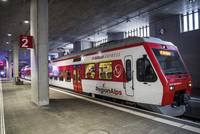 La nouvelle gare du Châble a été inaugurée le 24 janvier 2019 [Keystone - Jean-Christophe Bott]