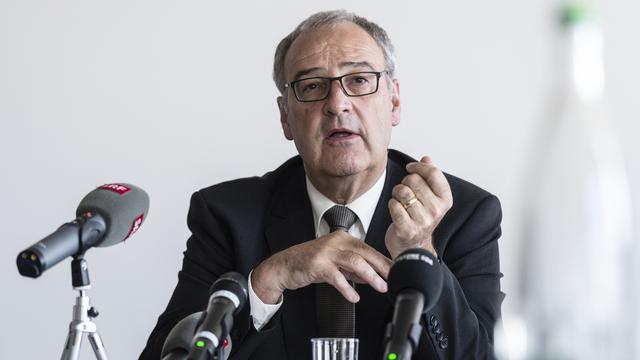 Guy Parmelin, lors d'un point presse le 24 août 2019 à Kloten. [KEYSTONE - Melanie Duchene]