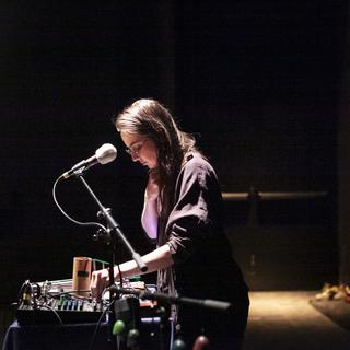 Julie Semoroz, artiste sonore genevoise. [Dorothée Thebert]
