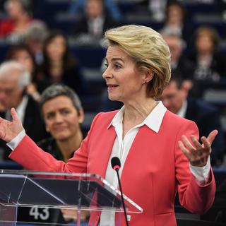 Ursula von der Leyen, devant le Parlement européen. [EPA/Keystone - Patrick Seeger]