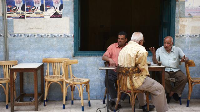 Un café au Caire, en Egypte. [AP Photo/Keystone - Fredrik Persson]