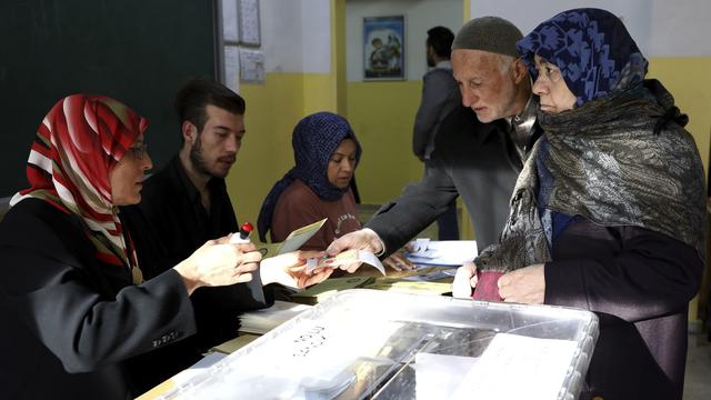 Les élections municipales turques de dimanche représentent un enjeu capital à l'échelon la national. [AP/Keystone - Ali Unal]