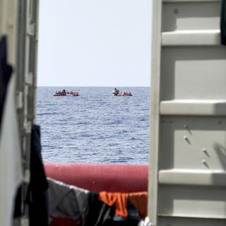 Une opération de sauvetage en Méditerranée le 17 septembre 2019, vue depuis l'Ocean Viking. [AFP - Renata Brito]