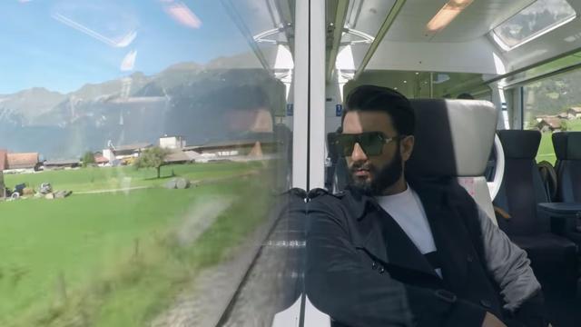 Ranveer Singh dans un train suisse. [MySwitzerland - capture d'écran]