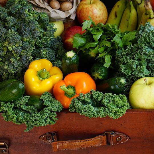 Des légumes et des fruits pour le repas. [Pixabay]
