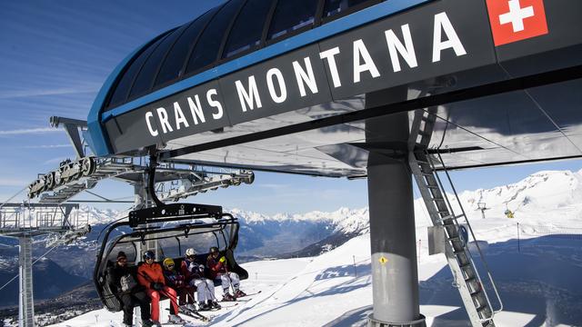 Les remontées mécaniques de Crans-Montana ne seront plus accessibles avec le Magic Pass. [Keystone - Jean-Christophe Bott]