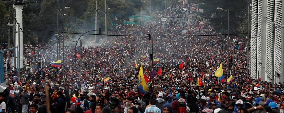 Devant la contestation sociale, le pouvoir a quitté Quito. [Reuters - Carlos Garcia Rawlins]