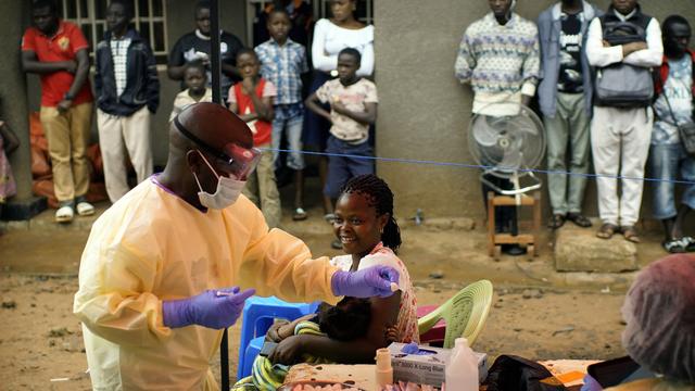 L’épidémie d'ebola est limitée à trois régions proches situées au nord de la capitale congolaise Kinshasa. [Keystone/AP - Jerôme Delay]