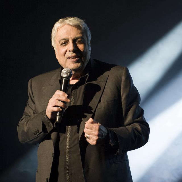 Enrico Macias en concert en 2016. [Wikipédia - Jeronimo Vincente Cunha]