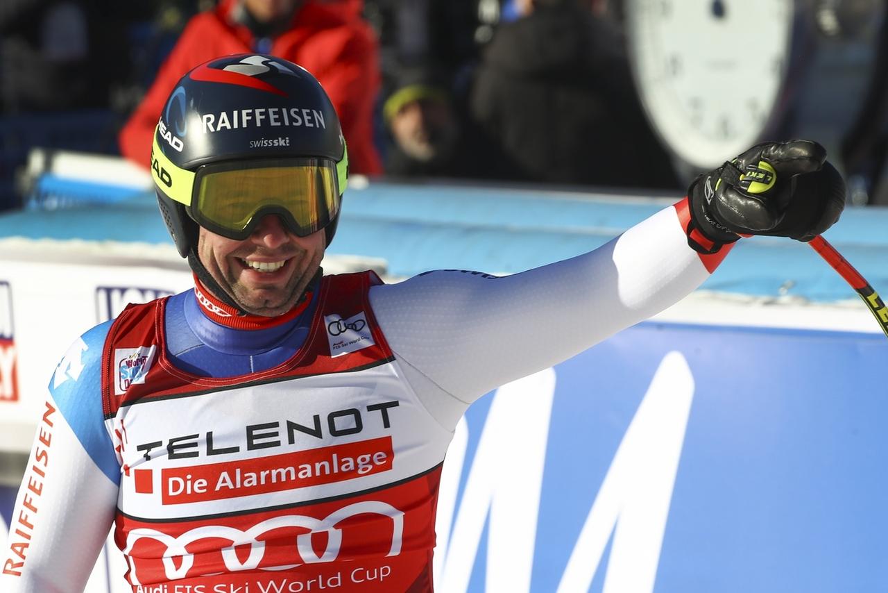 Avec un 2e podium en deux jours, Beat Feuz peut avoir le sourire. Surtout que Dominik Paris était vraiment imbattable. [Keystone - Alessandro Trovati]