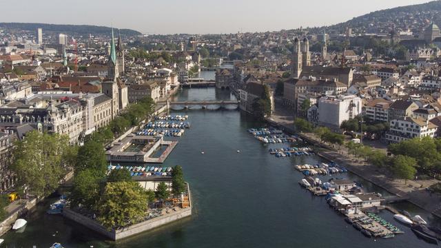 Une vue de la ville de Zurich. [Keystone - Christian Beutler]