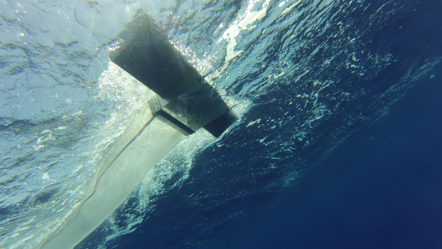 Le filet de type manta utilisé par l'association genevoise Oceaneye pour collecter le plastique de surface dans le Léman. [Oceaneye]