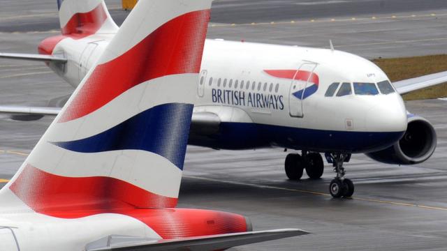 Des avions de la compagnie British Airways à l'aéroport d'Heathrow en 2009. [Keystone - Andy Rain]