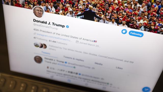 Twitter durcit le ton face aux messages de responsables politiques incitant à la violence. [Keystone - J. David Ake]