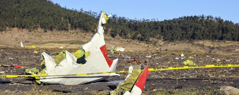 Les débris du Boeing d'Ethiopian Airlines qui s'est écrasé dimanche. [Keystone - EPA/STR]