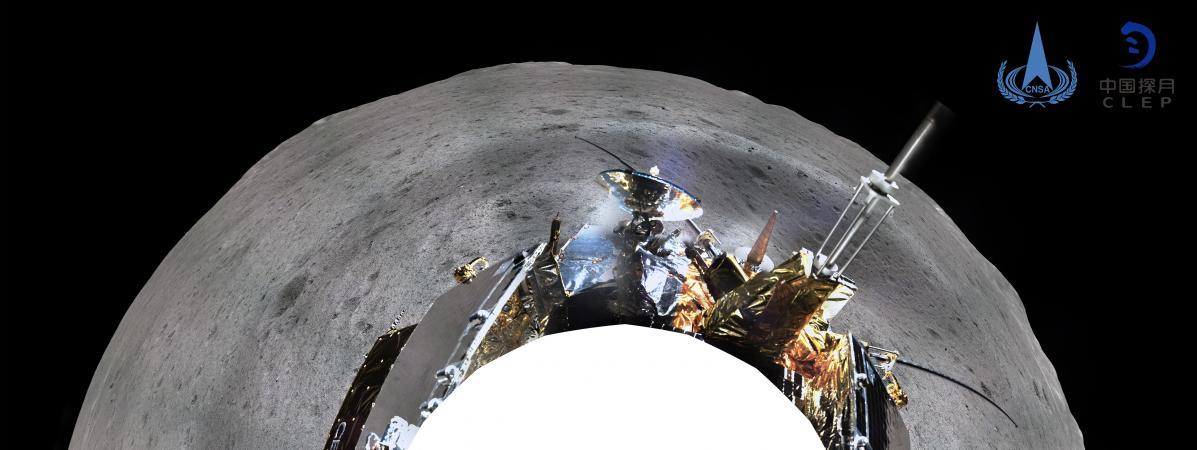 Photo de la face cachée de la Lune à 360 degrés, prise par le robot chinois en 2019. [CNSA]