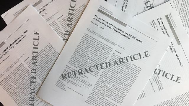 Le nombre d'articles scientifiques qui doivent être retirés a explosé ces dernières années. [Springer - Emily Petersen]