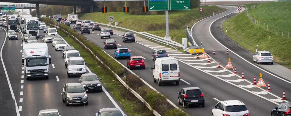 L'échangeur de Crissier sur l'autoroute A9. [Keystone - Laurent Gillieron]