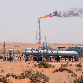 Une image des champs de pétroles de Khurais, dans le royaume d'Arabie Saoudite. [EPA/Keystone - Ali Haider]