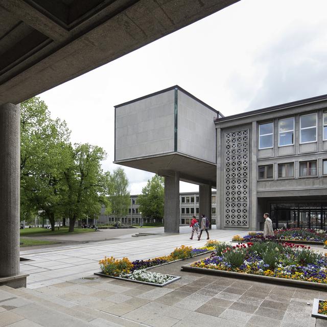 L'Université de Fribourg aborde l'environnement aussi sous l'oeil de l'éthique. [Keystone - Gaëtan Bally]