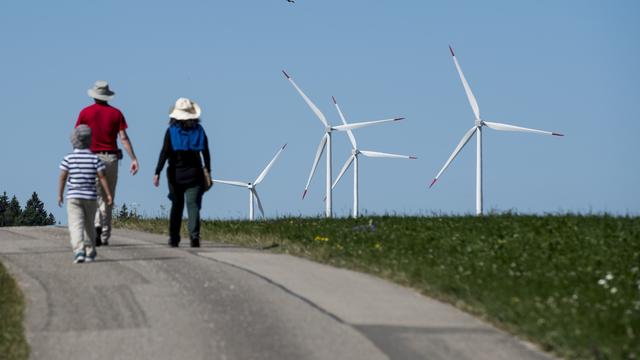 Le parc éolien du Mont-Crosin. (Image d'illustration) [KEYSTONE - Jean-Christophe Bott]