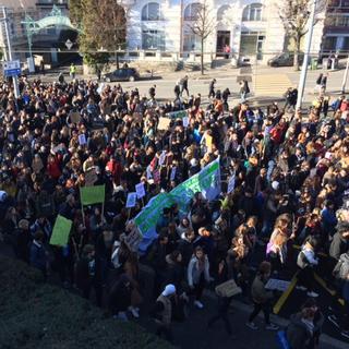 Les étudiants font la grève pour le climat, le 18 janvier 2019, Lausanne. [RTS - Martine Clerc]
