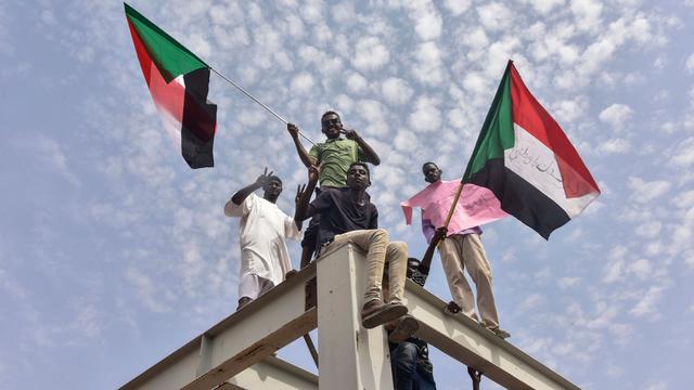 La signature de l'accord a été marquée par des scènes de liesse à Khartoum. [AFP - Ahmed Mustafa]