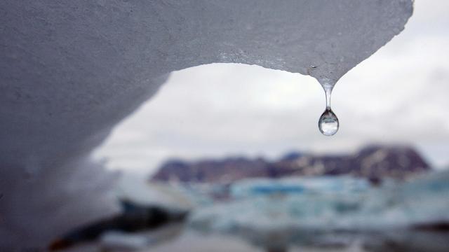 Climat: +7°C en 2100? Nouvelles projections scientifiques très alarmantes. [Keystone/AP Photo - John McConnico]