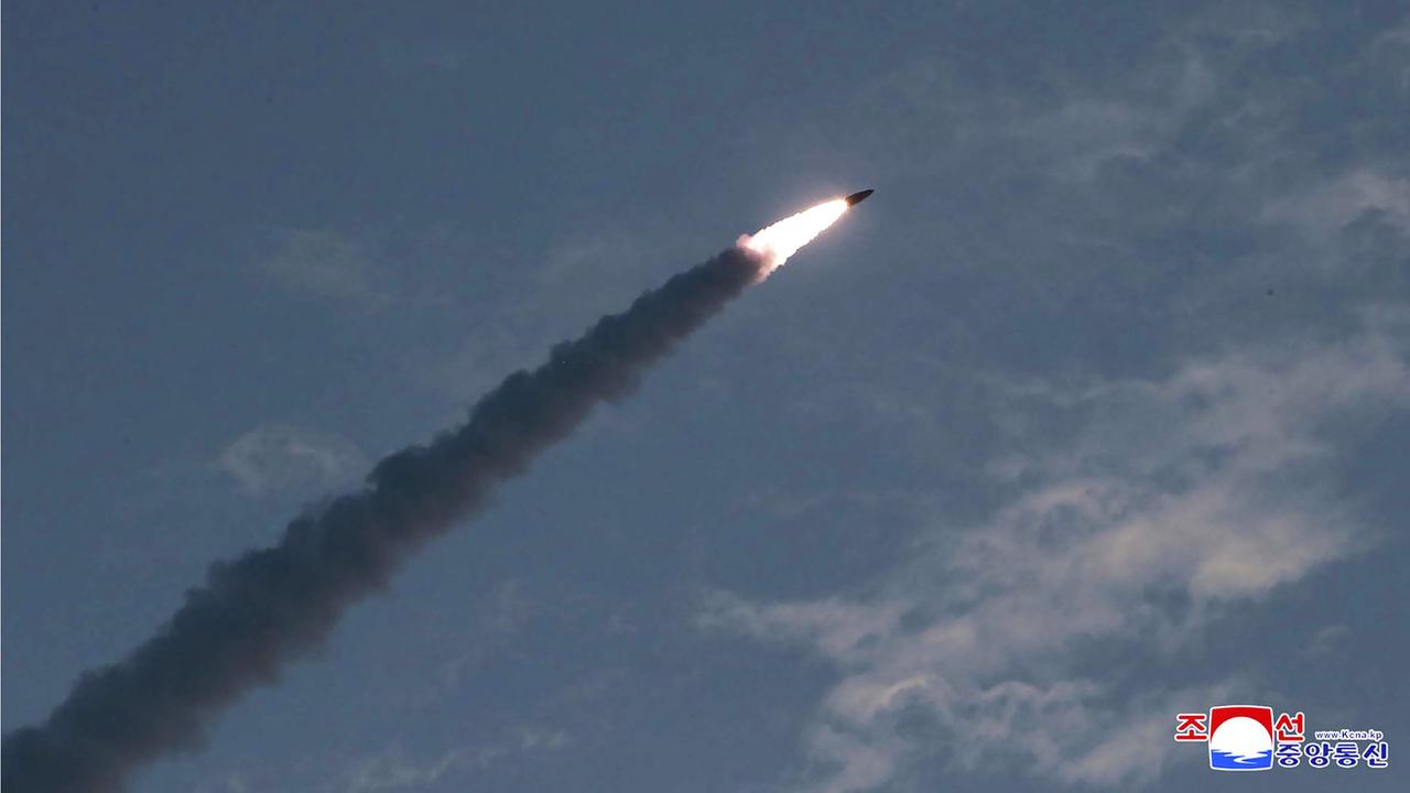 La semaine dernière, la Corée du Nord avait déjà testé des nouveaux missiles "ultra-modernes", selon un responsable nord-coréen. (Archives) [Keystone/AP - Korea News Service]