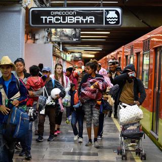 Migrants dans le métro de Mexico [AFP - Alfredo Estrella]