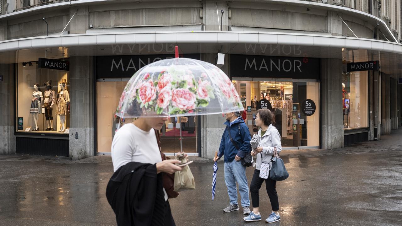 Devant le magasin Manor de la Bahnhofstrasse à Zurich, ce 23 septembre 2019.